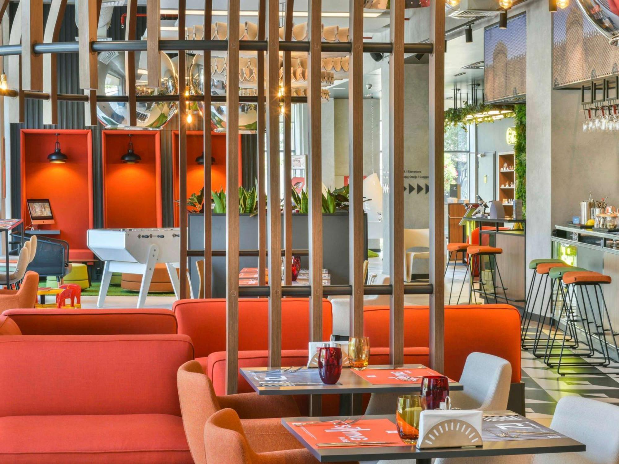 Ibis Baku City Zewnętrze zdjęcie