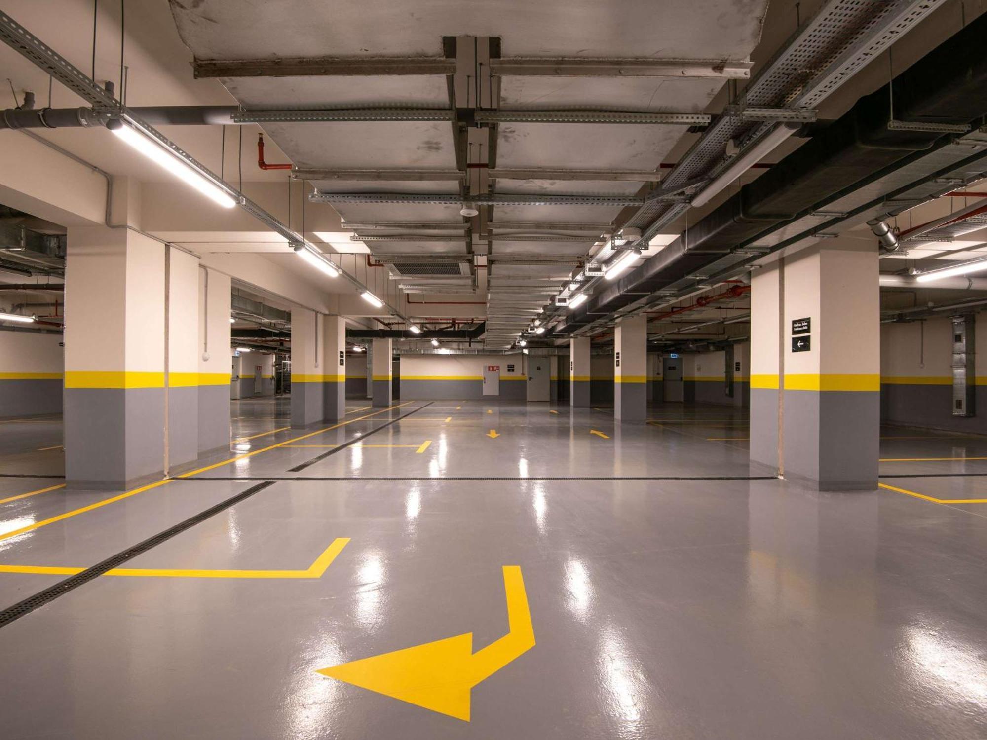Ibis Baku City Zewnętrze zdjęcie