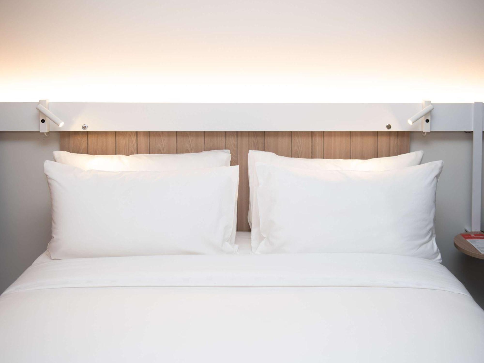 Ibis Baku City Zewnętrze zdjęcie