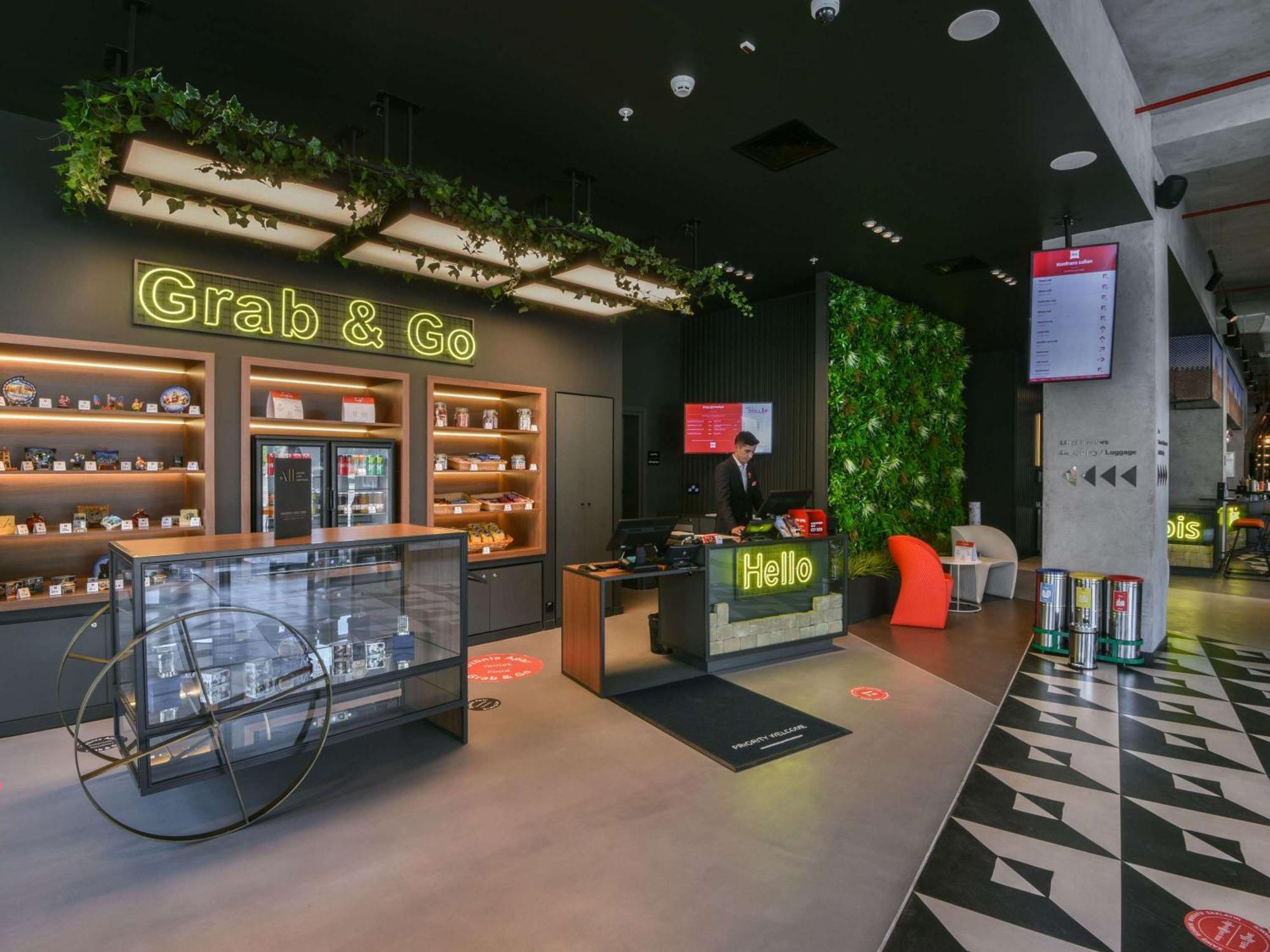 Ibis Baku City Zewnętrze zdjęcie