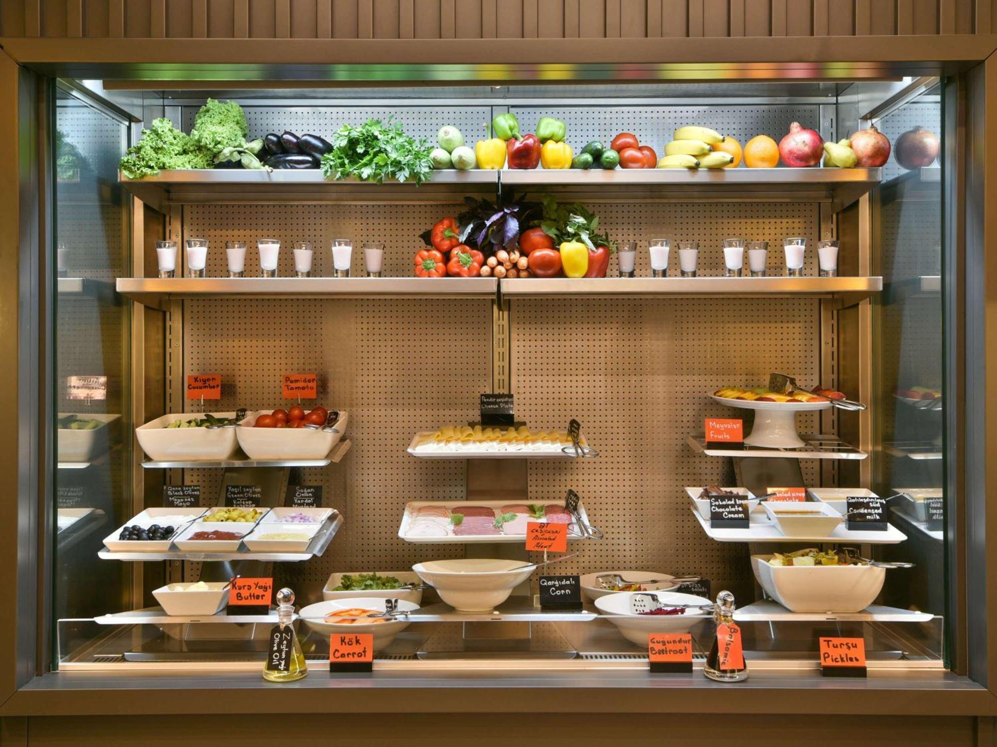 Ibis Baku City Zewnętrze zdjęcie