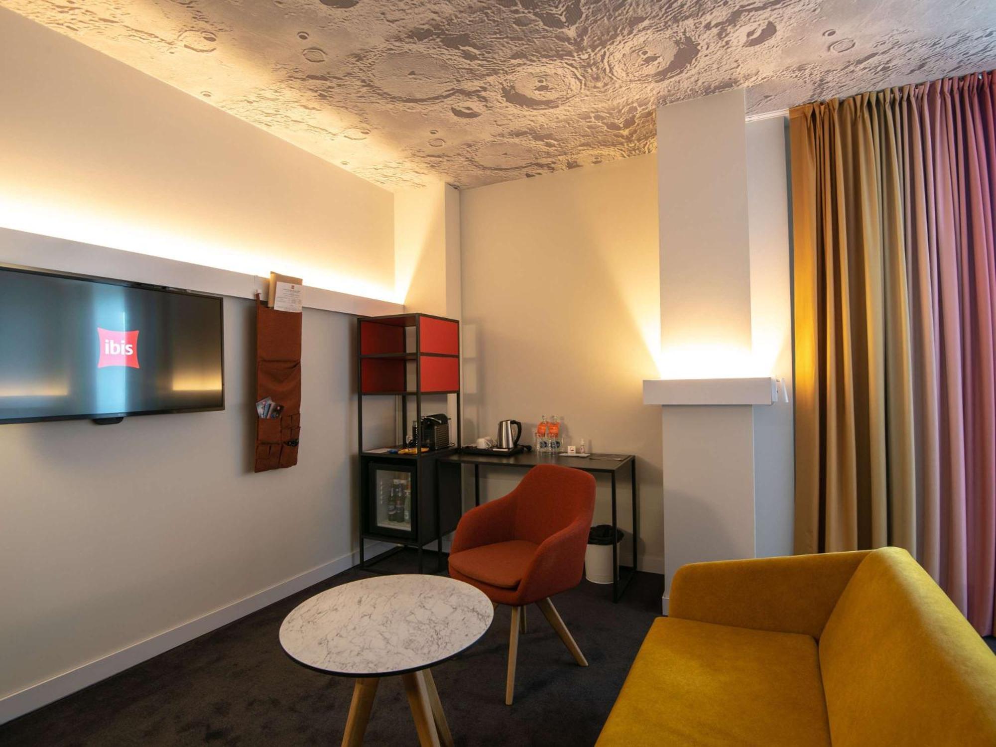 Ibis Baku City Zewnętrze zdjęcie