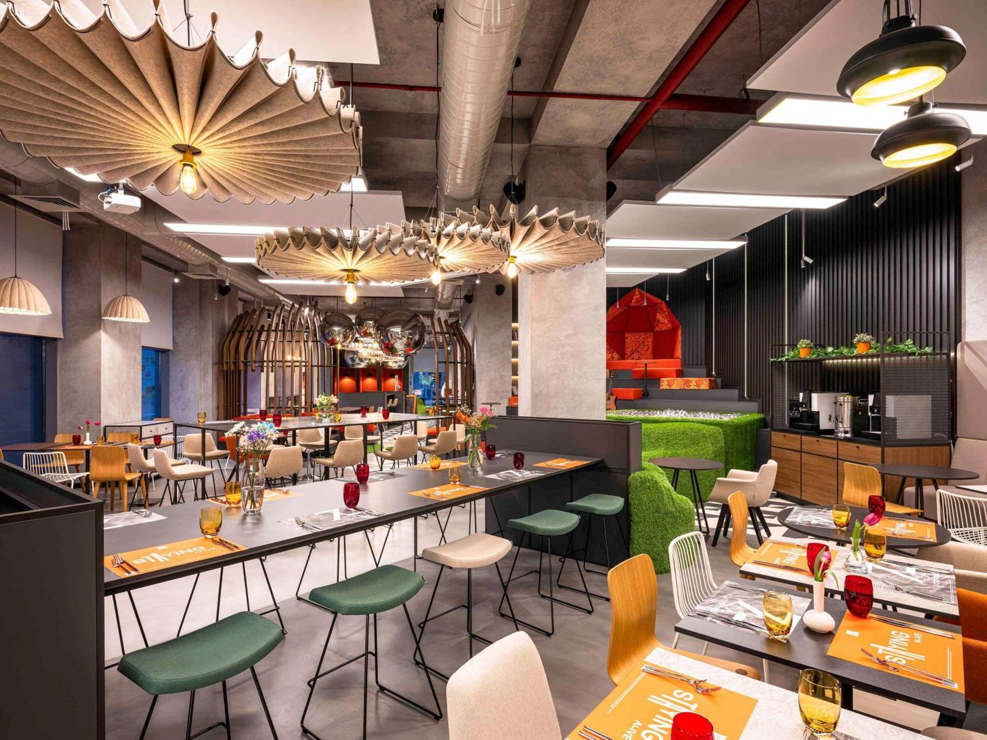 Ibis Baku City Zewnętrze zdjęcie